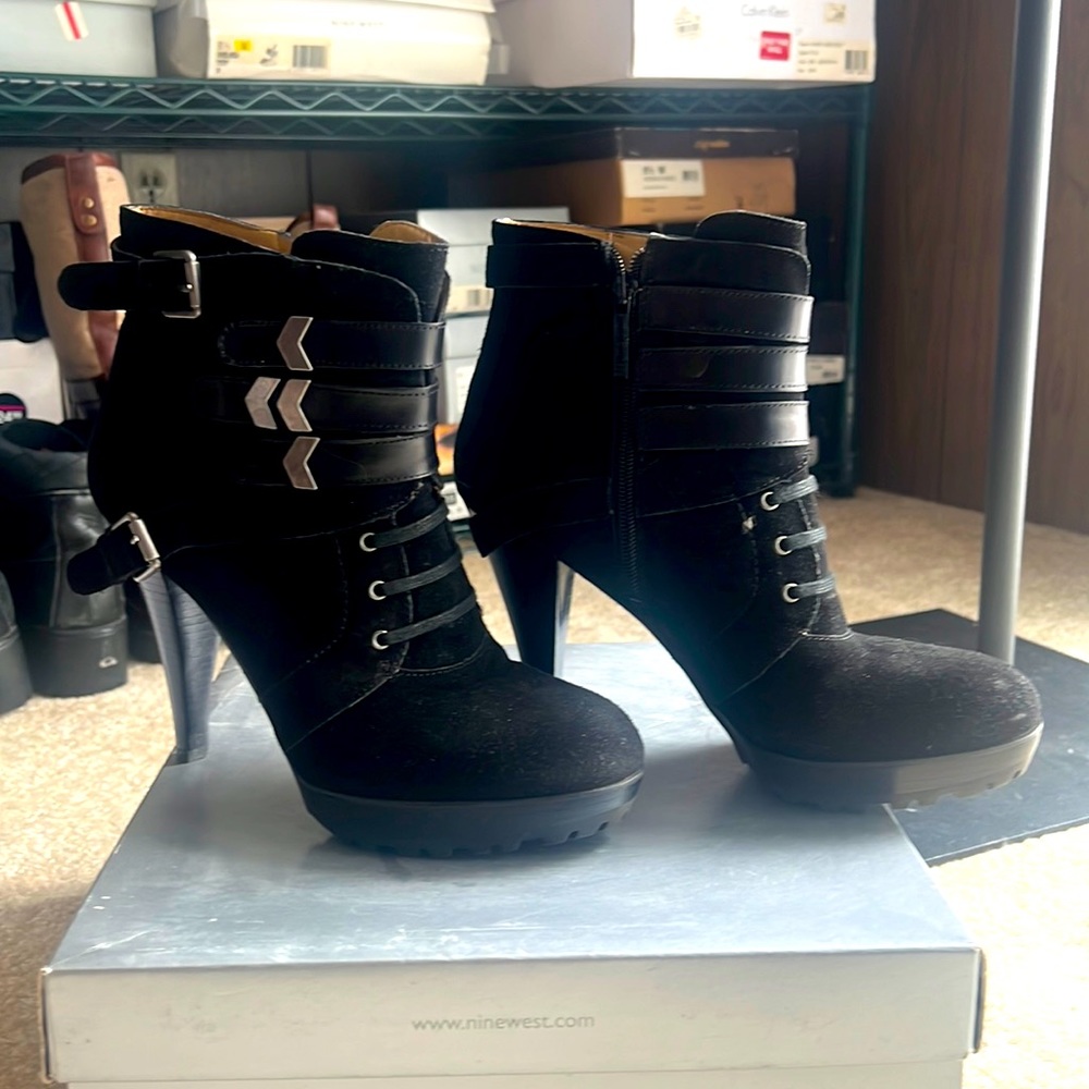 Nine West bootie